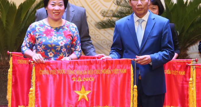 Hãng phim HHVN vinh dự nhận cờ Thi đua của Chính phủ 